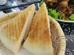 三角饼-八两八金·莱芜特色炒鸡(市南漳浦路店)