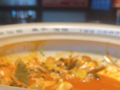 -魏铭鱼头捞饭(晋阳路店)