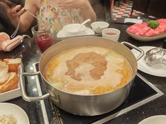-一哥澳门豆捞 · 十七年经典澳门火锅(四季天地店)