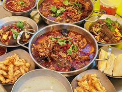 -蓉三少冒烤鸭·四川小吃集(北京首店)