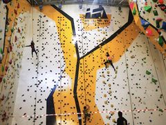 -问山MountQuest攀岩馆