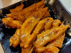 -何记花甲(海岸城旗舰店)