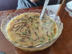 -鸿运美食府