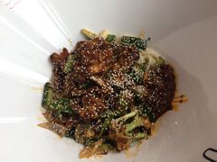 牛蛙拌面-友达面馆·酸菜鱼面(钱塘区店)