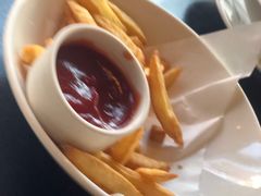 -WOLFGANG PUCK KITCHEN & BAR(迪士尼小镇店)