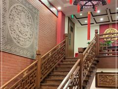 -梅龙镇酒家(南京西路总店)