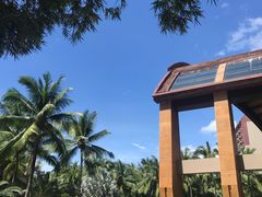 -三亚湾海居铂尔曼度假酒店