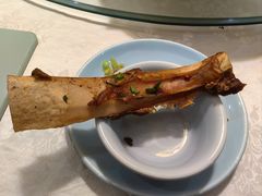 -茸梅路右拐龙虾-农家菜(松江店)