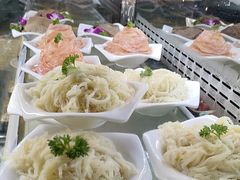 -雍容荟帝王蟹活龙虾展台自助(IFS黑金店)