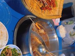 -马路边边麻辣烫(世纪金源店)
