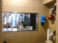 -麦当劳(乳山路店)