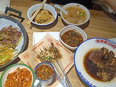 -怪噜范·老贵阳街头名小吃(鸿通城店)