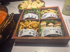 -椰子湾·海南火锅·糟粕醋·椰子鸡(正大广场店)