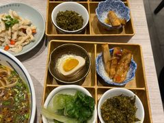 -康师傅私房牛肉面(马泉营奥莱店)