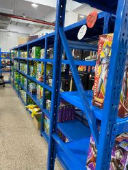 -逝水玩具折扣店
