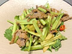 -佬太公海鸭·海鲜大排档(上海总店)