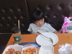 -Pelicana百利家炸鸡(江南西名店城店)