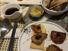 -雍和会海鲜姿造自助(湖东路店)
