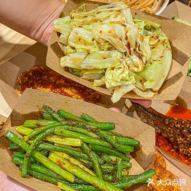 多少次来长沙就是为了这口油炸烧麦！