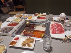 -海底捞火锅(关山保利店)