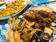 -乡村馕坑肉·烧烤·新疆菜·本地人更爱吃(阿勒泰首店)