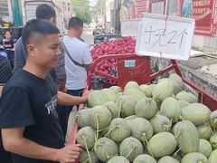 -林旺社区水果市场