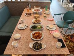 餐具摆设-红樱桃·欢乐餐厅(太原里店)