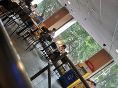 -麦当劳(中山八路店)