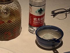 -八府香鸭·啫啫煲(华山路店)