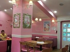-Hello Kitty Cafe(弘大店)