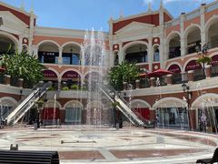 -佛罗伦萨小镇广佛名品奥特莱斯(疏港路店)