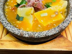 -云海肴·汽锅鸡·云南代表菜(天山百盛优客店)