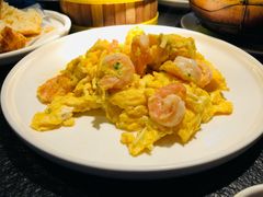 松露虾仁滑蛋-蝴蝶里·粤菜·点心(滨江龙湖店)
