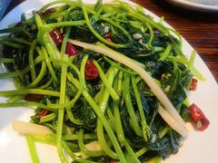 -蚝美人·生蚝海鲜烧烤(茶花园店)