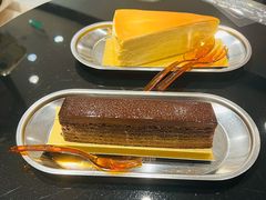 白巧克力柠檬千层-Awfully Chocolate(来福士广场店)