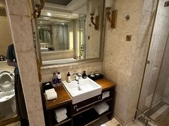 -沈阳皇朝万鑫酒店