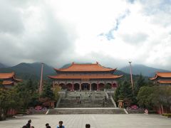 -三塔倒影公园
