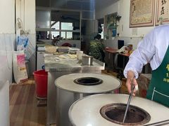 -荆楚任氏锅盔(紫阳路店)