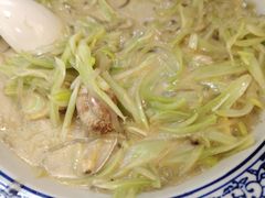 -锅贴王海鲜小馆