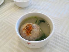 蟹粉狮子头-怡园饭店-餐厅(四望亭店)