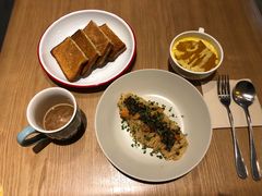 -HELLO 27 意面·沙拉·帕尼尼