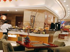 -元一希尔顿酒店·鲜切牛肉火锅禅自助餐厅
