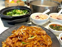 -煲王粤菜餐厅(中侨中心店)