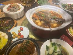 -卢大鲜鱼头捞饭(美利广场店)