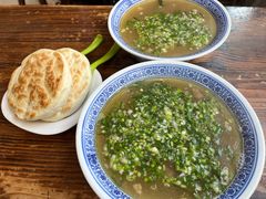 -泉儿头杂碎(杂碎师大店)