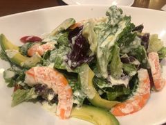 牛油果鲜虾沙拉-UPPER KITCHEN(延安路店)