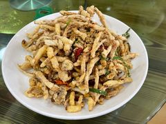 干炸茶树菇-老四川平头酸菜鱼(衙前店)