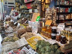 大堂-东胜客河鲜店·西江河鲜·老字號渔家菜