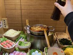 -独食火锅·半米屋台(直营总店)