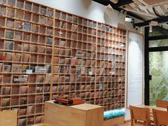 -猫的天空之城概念书店(杭州南宋御街店)